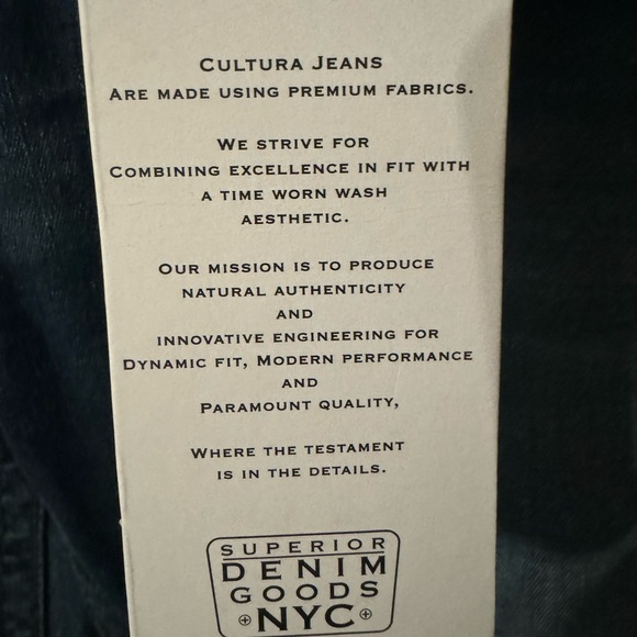 NWT:Men Cultura straight fit jeans, Size 38, Y2K Flair, Vintage wash, & Retro - Picture 6 of 15